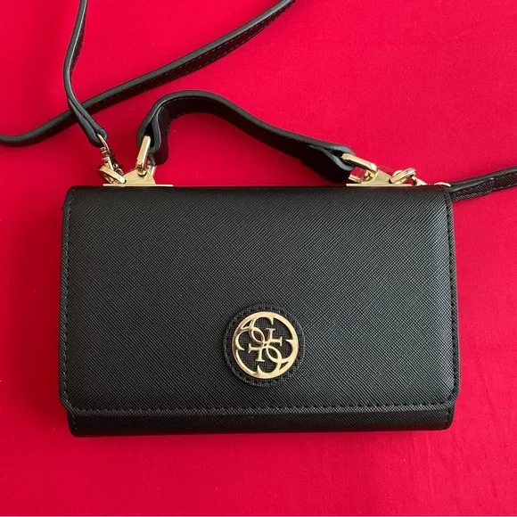 Guess Shoulder Bag in Black - Picture 6 of 6